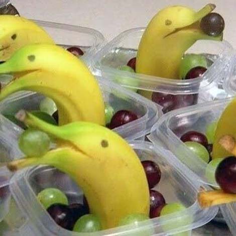 画像 子どもが大喜び ぶどうをついばむバナナのモンスターが話題に いまトピ