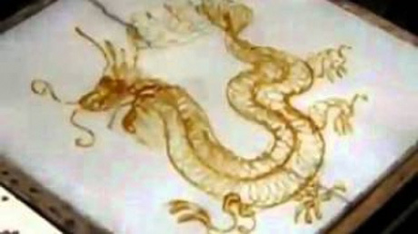 お見事！中国の飴細工職人が作るドラゴン