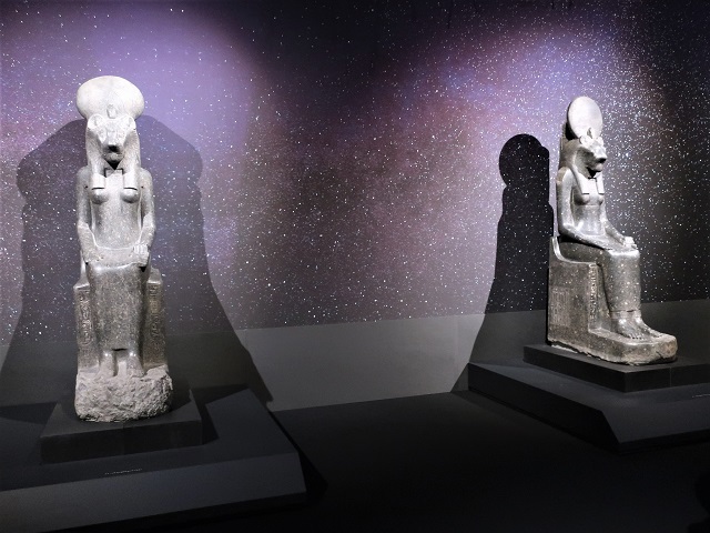古代エジプト彫刻 翼を広げた自然と神秘の女神 イシス神 置物彫像/ ピラミッド スフィンクス ファラオ [輸入品