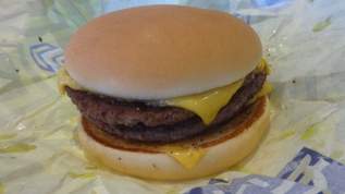 マクドナルド「気づかない方が幸せだった」ダブルチーズバーガーより○○の方が安い、なぜ…→ネット民「知らんかった…」「もう一生ダブチ買わね！！」「今まで気づかなかった自分を許せない」（1）