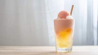 セブン127円がすごい「天才かよ」「スタバで売ってそう」「おしゃれカフェで1000円で出てくるような味」セブンの○○が数年ぶりに復活！？無糖アールグレイで割ると「激うまティーソーダが爆誕」（1）