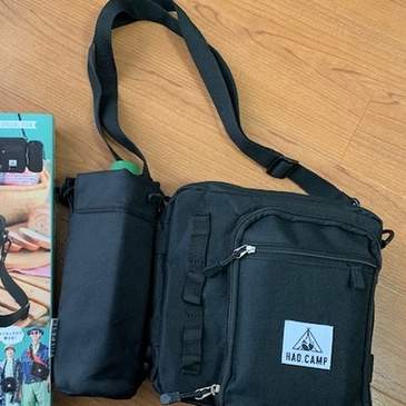［新品未使用］米津玄師　帰りの会　犬と猫　ビッグクラッチ　　　ポーチ　バッグ 犬と猫 ビッグクラッチ – KENSHI YONEZU ONLINE STORE