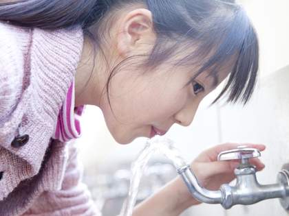 「日本の水道水で食中毒とは」…水道水を飲んで食中毒に？謎の嘔吐で発覚「これは盲点」「そんな事あるんだ」「今さっき飲んじゃったよ」その原因とは