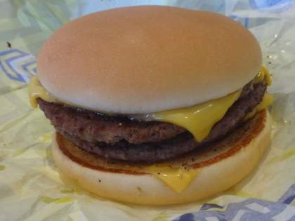 マクドナルド「気づかない方が幸せだった」ダブルチーズバーガーより○○の方が安い、なぜ…→ネット民「知らんかった…」「もう一生ダブチ買わね！！」「今まで気づかなかった自分を許せない」（1）