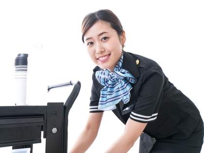 ドンキでANAの機内食が300円で売っていると話題→ネット民「羽田で買ったら900円したぞ」「ドンキのバイヤーの手腕だと思いますね」「僕の食事毎日これで良い」「プレミア感があるのに300円？！」（1）