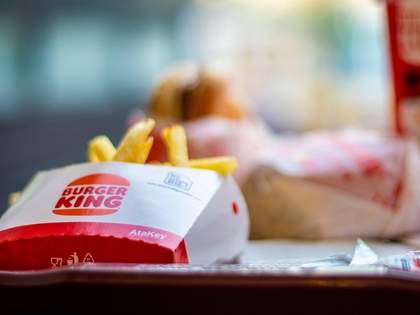 バーガーキング、ワッパーが無料「コレって無料って無料ってコト？？理解が追いつかない」→ネット民「バーキン、神すぎる」「エグエグですやんw」「バーキンアプリのお得はお得どころじゃねえんだ」「つよww さすがバーガー界のキング」（1）