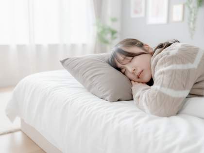 「ニトリで1番あたたかいシリーズの毛布買ってきたら最高だった、もうお布団から出られません」→ネット民「めちゃめちゃに、ほしい」「これとニトリのホットブランケットあれば最強だ」（1）