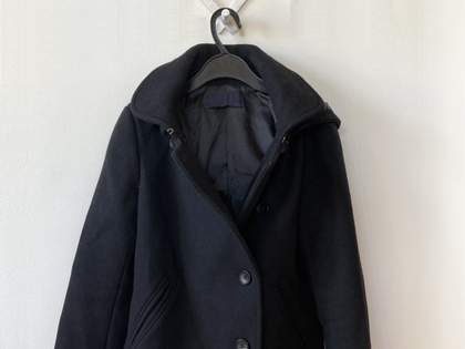 今だけ4990円！GUの通称「グローグーコート」が話題に→ネット民「こ、これは！！たしかに！！！ 」「だんだん、それにしか見えなくなってきましたw」「まってこれ欲しい…」（1）