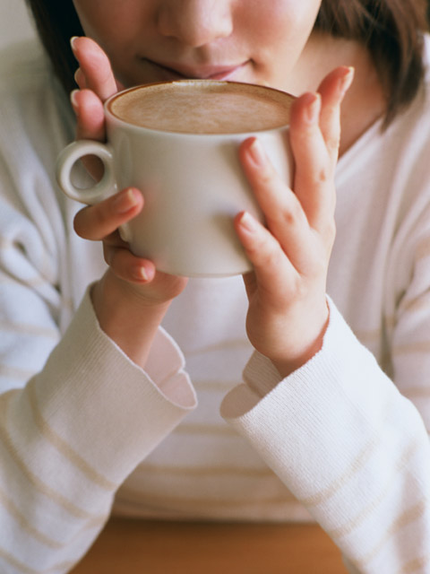 飲む