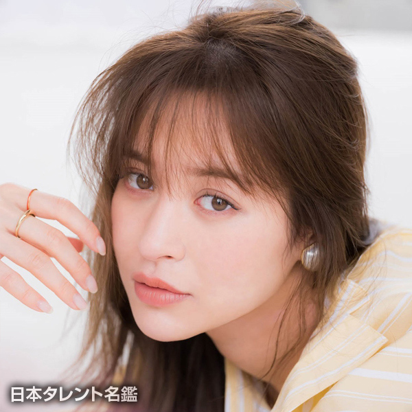 野崎萌香
